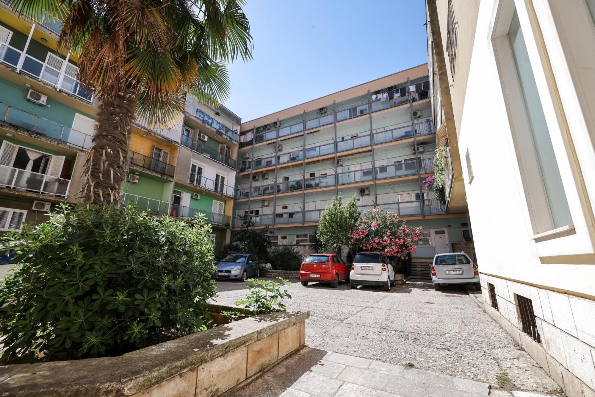 De Clave Luxury Apartment زادار المظهر الخارجي الصورة